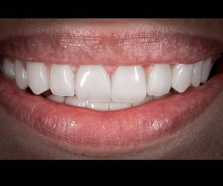 کلینیک دندانپزشکی الماس در اهواز